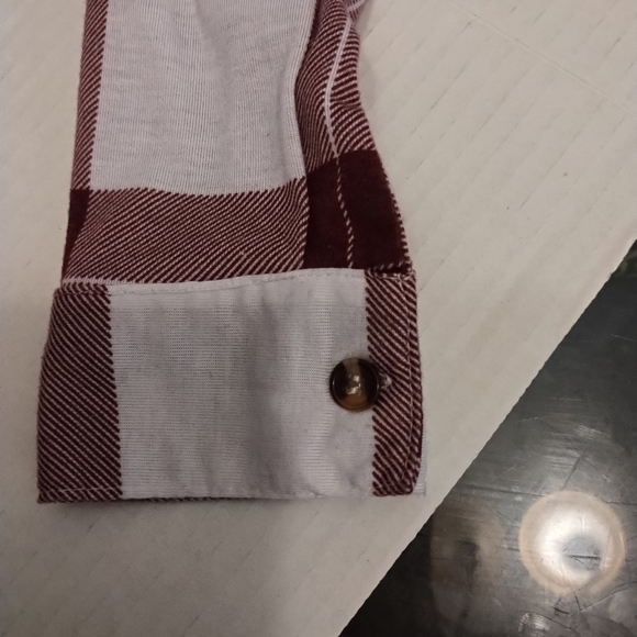 Stella Tweed wm long sleeve burgundy and white plaid button down/up shirt Small - Picture 10 of 12